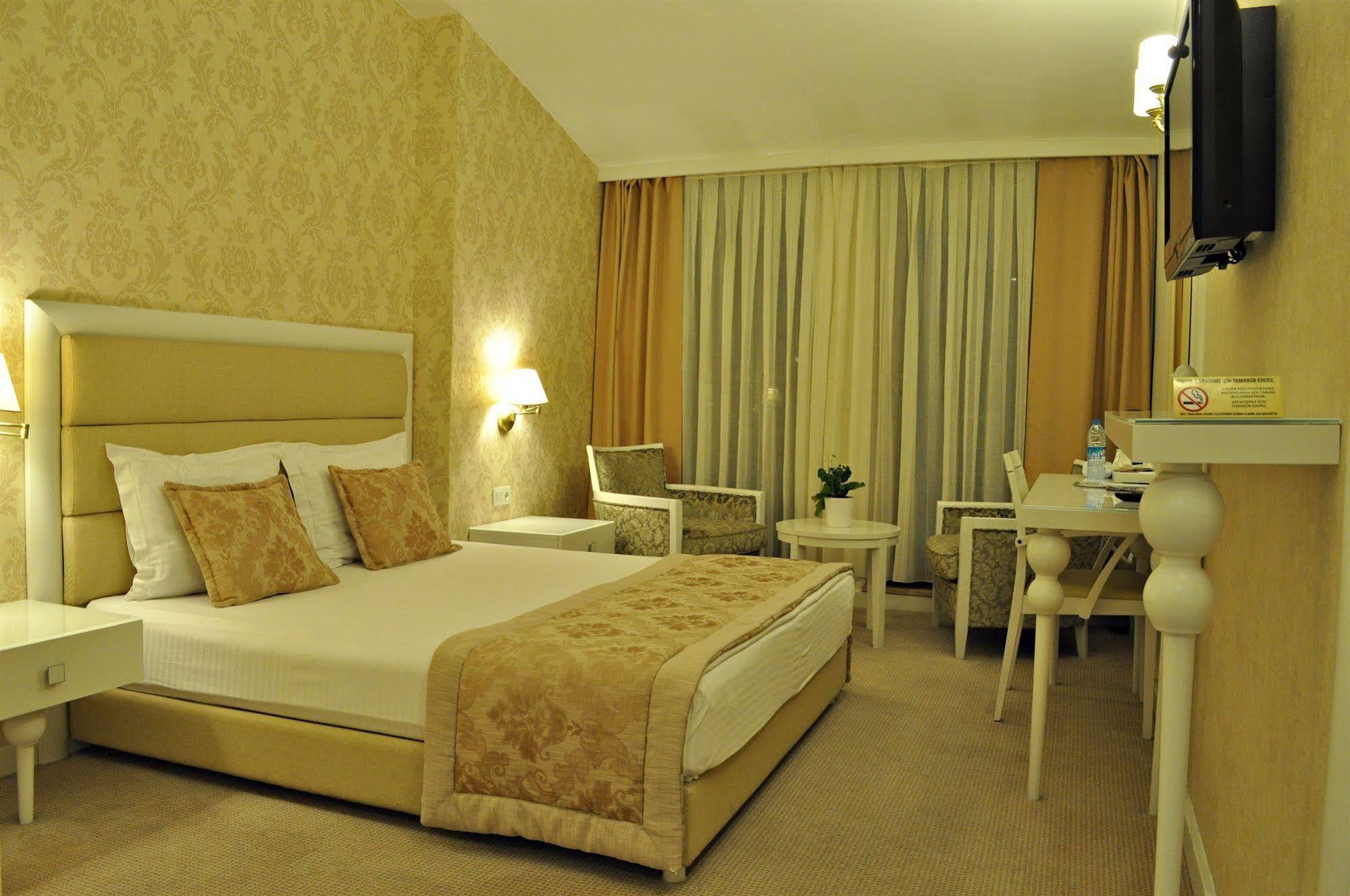 Hotel Edirne Palace Екстериор снимка